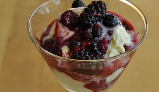  Reteta: Inghetata de fructe cu lapte