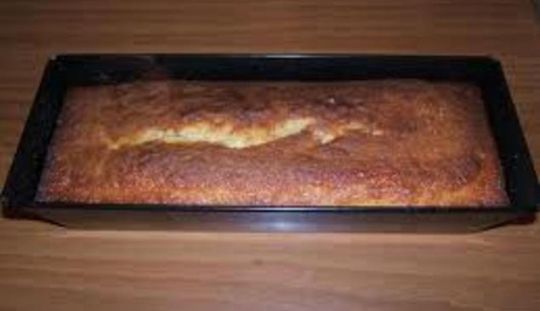 Plum-chec sau chec cu stafide si prune zaharisite