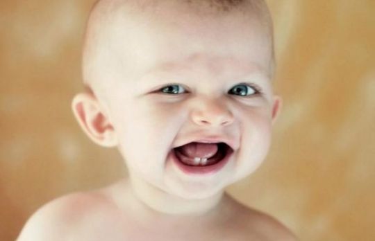 Cum se trateaza disconfortul dentitiei la copii