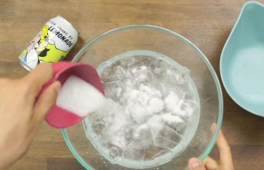 Cum sa racesti o bautura in trei minute!