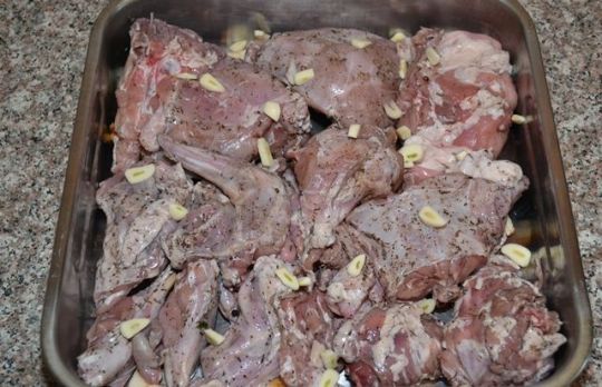 Cum sa faci iepure marinat in vin