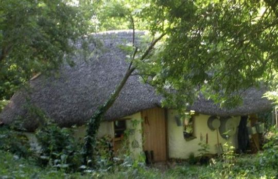 Cum sa construiesti o casa cu doar 1 000 lei