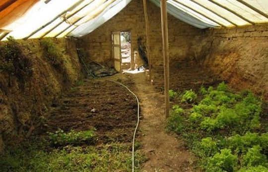 Cum sa construiesti o SERA INGROPATA. Simplu si ieftin