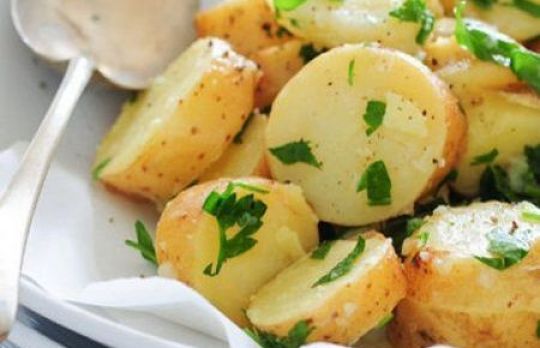 Dieta cu cartofi si iaurt. Scapa de 5 kilograme in 3 zile