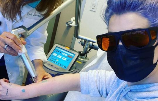 Vrei sau nu un tatuaj? Te lamurim cu aceste sfaturi