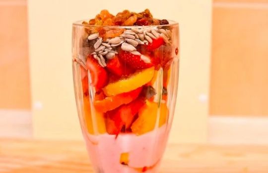 Cum sa faci parfait cu iaurt