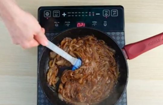 Cum sa caramelizezi ceapa