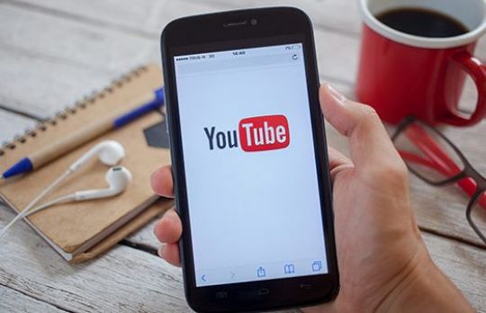 Cum sa urci un videoclip pe YouTube de pe telefon