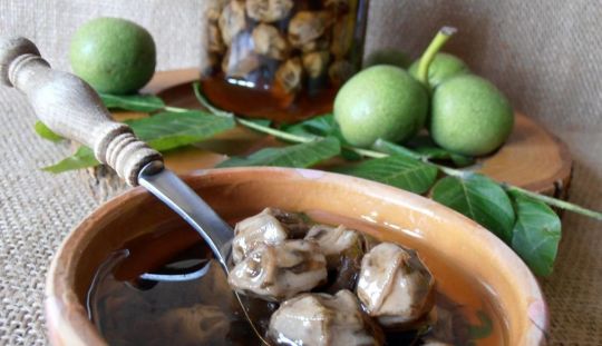 Dulceata de nuci albe