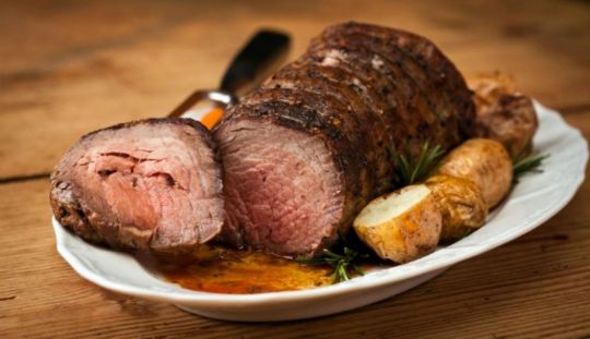 Picioare de vitel cu sos